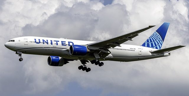 Boeing 777-200