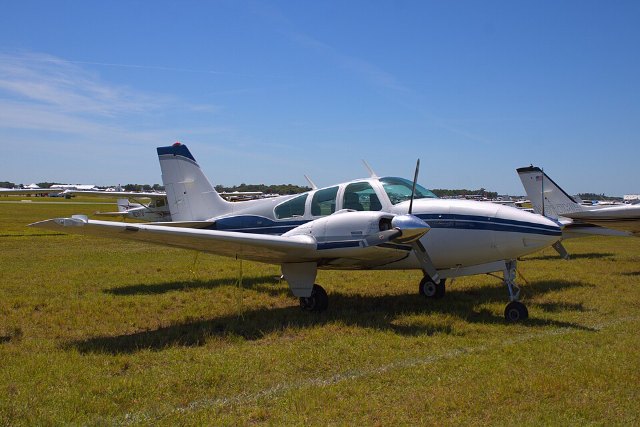 Beechcraft E55 Baron