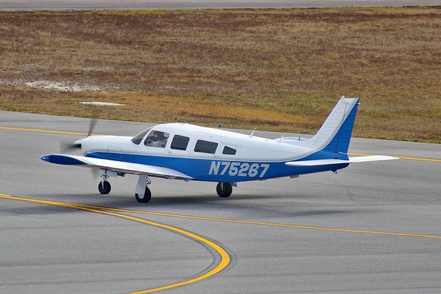 Piper PA-32R-300 Cherokee Lance