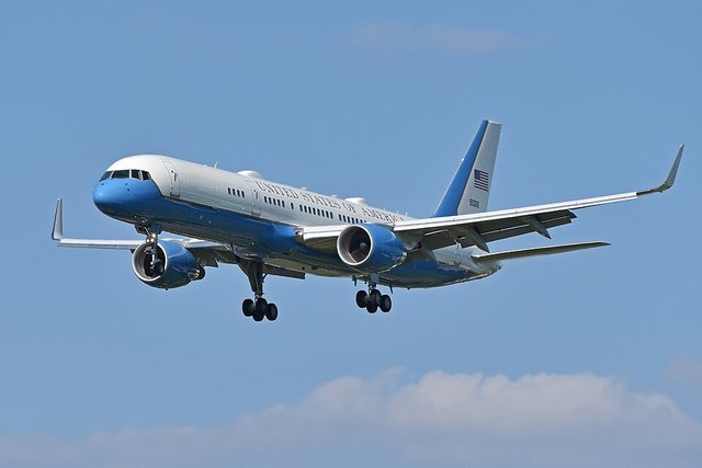 Boeing C-32A