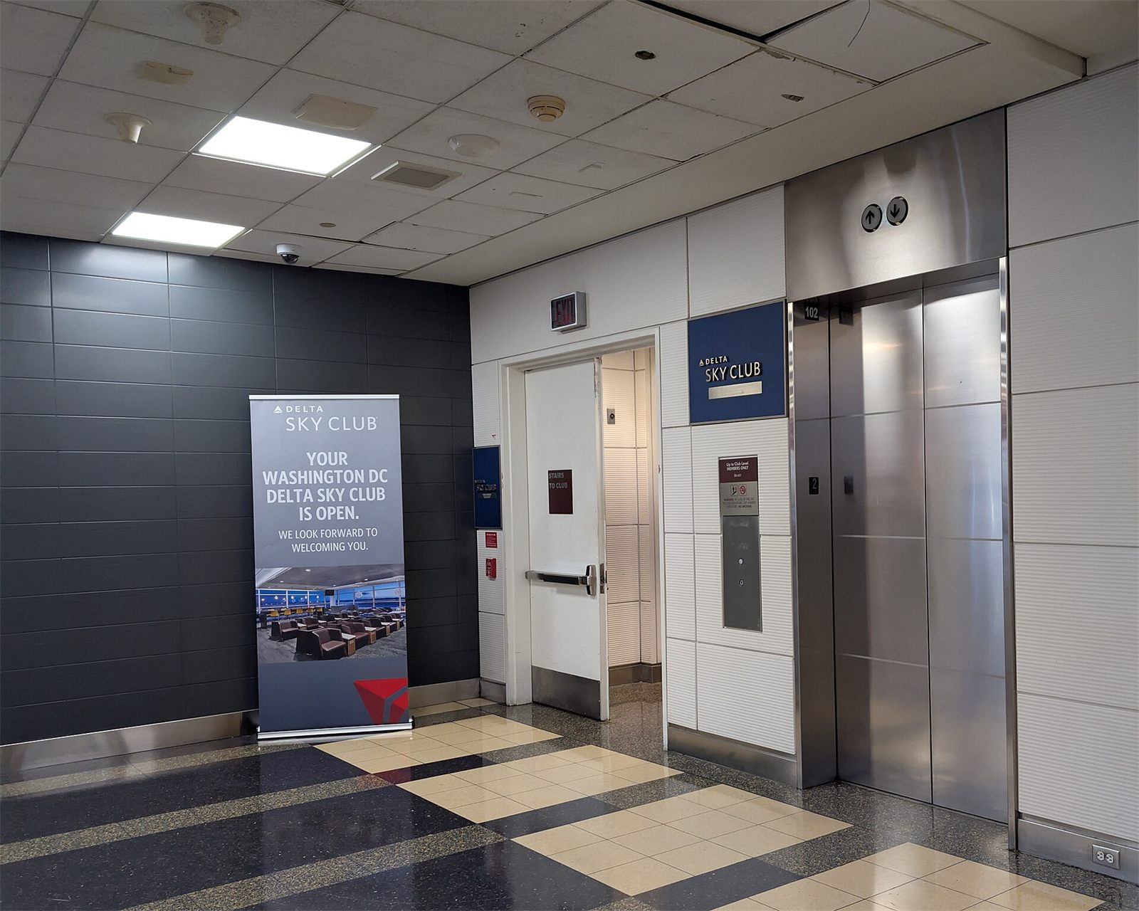 Delta Sky Club at Ronald Reagan Washington National Airport