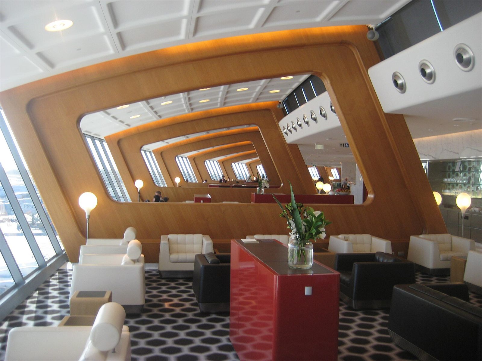 Qantas International First Lounge at Sydney Kingsford Smith Airport